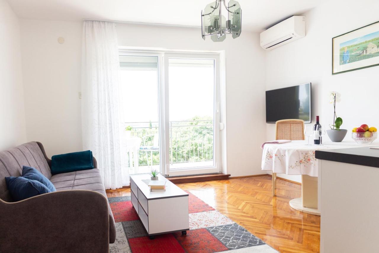 Apartment Centener Ровінь Екстер'єр фото