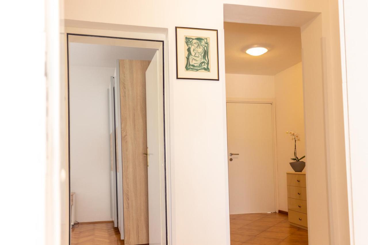Apartment Centener Ровінь Екстер'єр фото